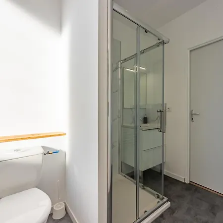 Le Cote A Cote Apartment *